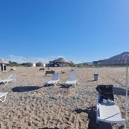 Triblex Villa I Private Beach I Walking Distance To The Sea 300 Meters Side Exterior photo