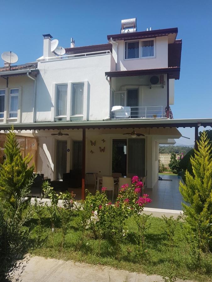 Triblex Villa I Private Beach I Walking Distance To The Sea 300 Meters Side Exterior photo